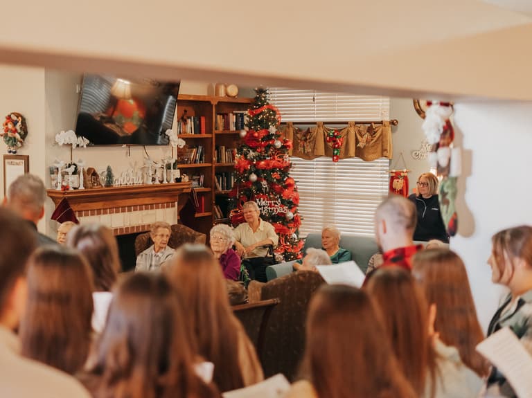 Caroling ’23 — photograph 6 of 38