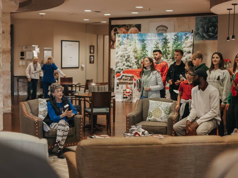 Caroling ’23 — photograph 26 of 38