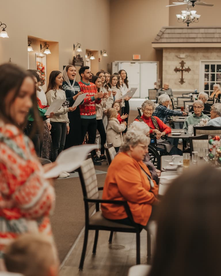Caroling ’23 — photograph 31 of 38