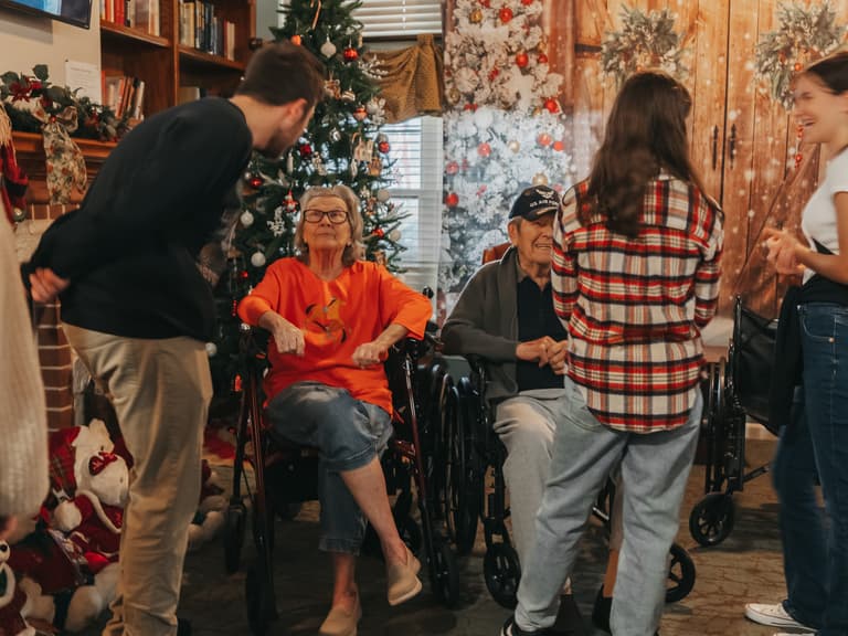 Caroling ’24 — photograph 7 of 33