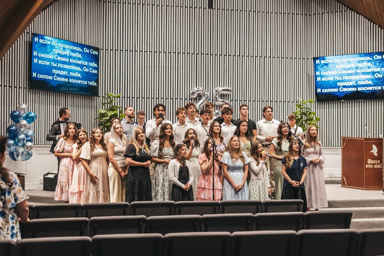 Choir Trip ’26 — photograph 100 of 101